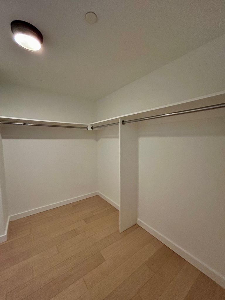 535 West 43rd Street - Photo 3