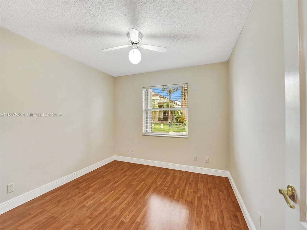 7665 Nw 61st Ave - Photo 64