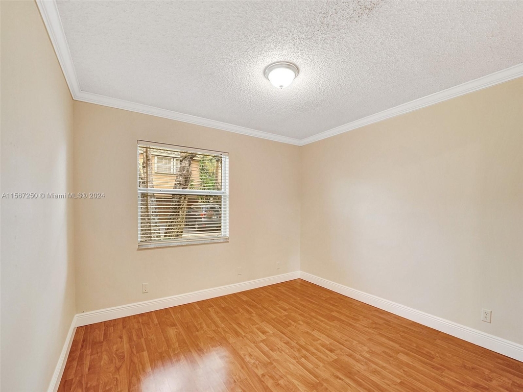 7665 Nw 61st Ave - Photo 67