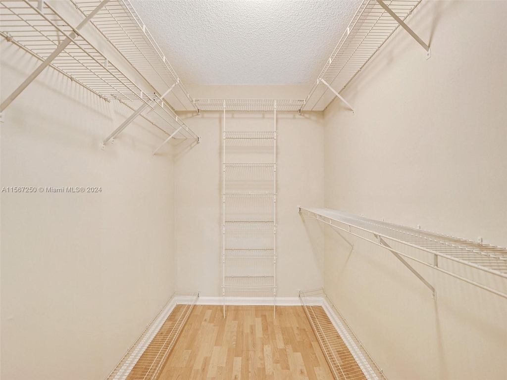 7665 Nw 61st Ave - Photo 55