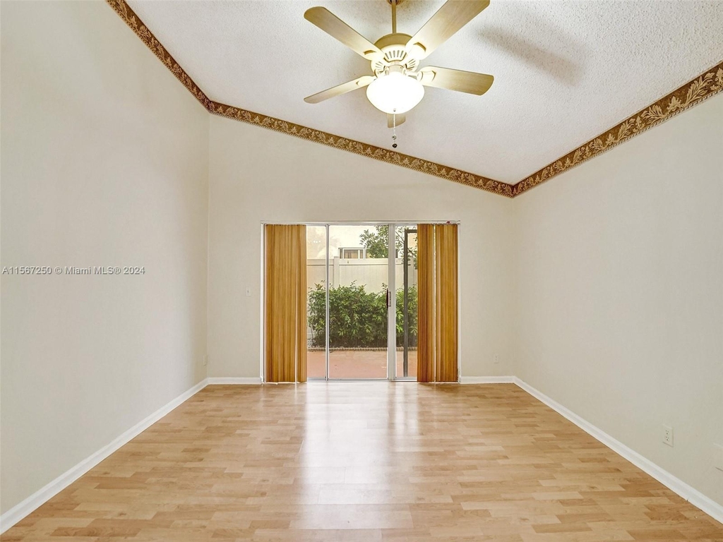 7665 Nw 61st Ave - Photo 49
