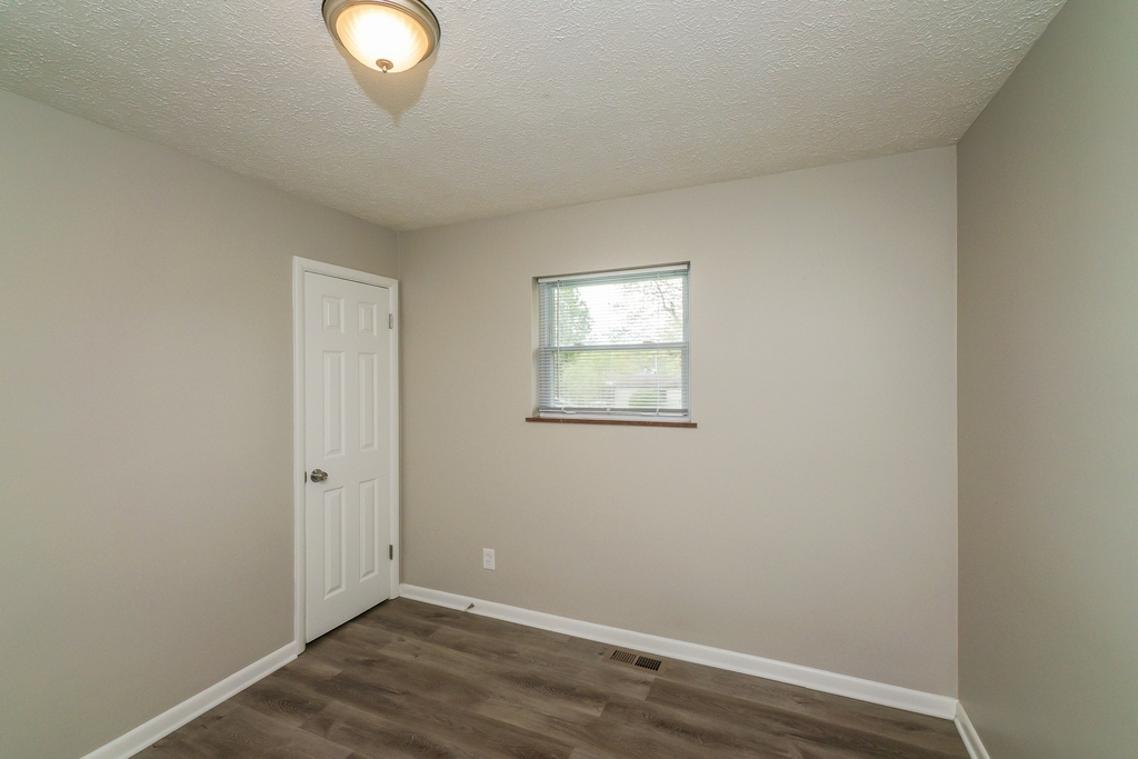 2402 Stover Drive - Photo 12