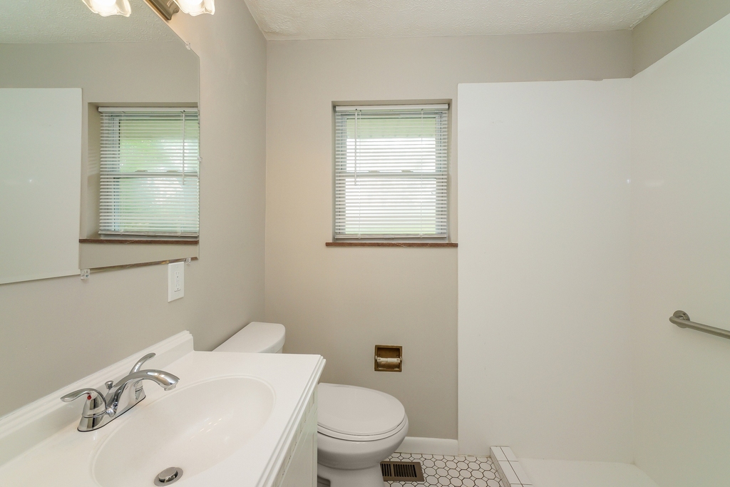 2402 Stover Drive - Photo 13