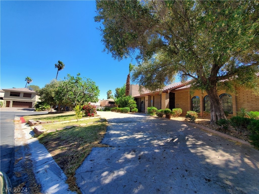 2840 Augusta Drive - Photo 31