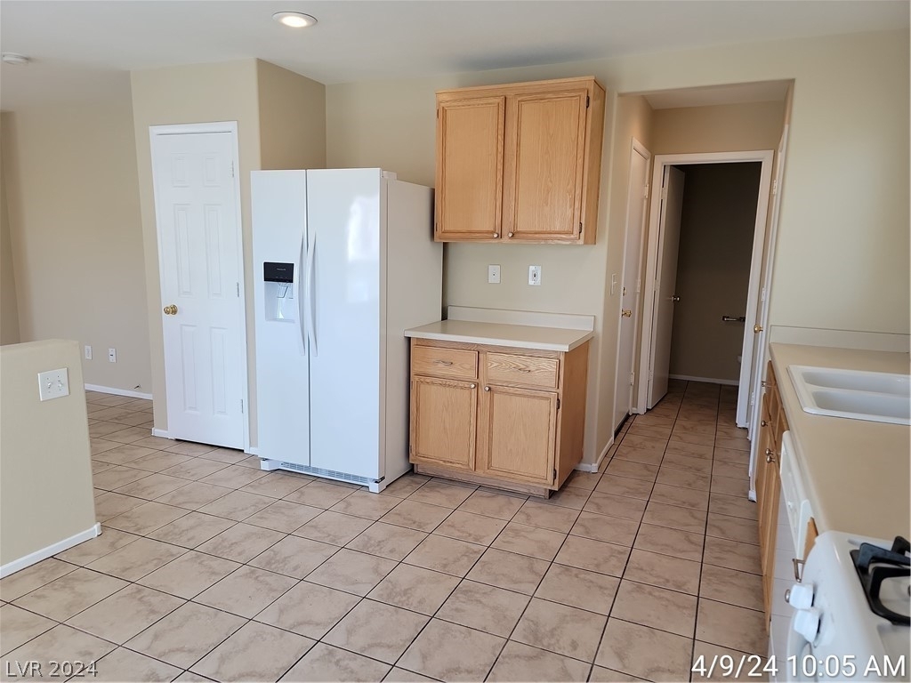 1170 Orange Meadow Street - Photo 7