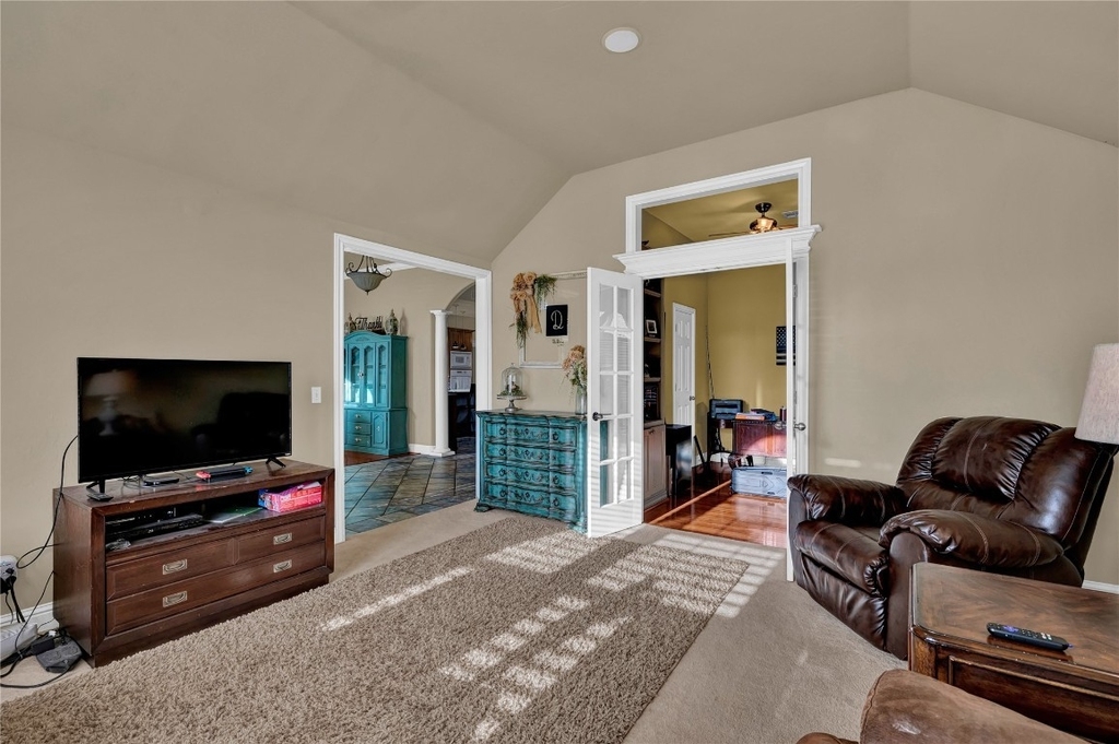 17105 Gladstone Lane - Photo 12