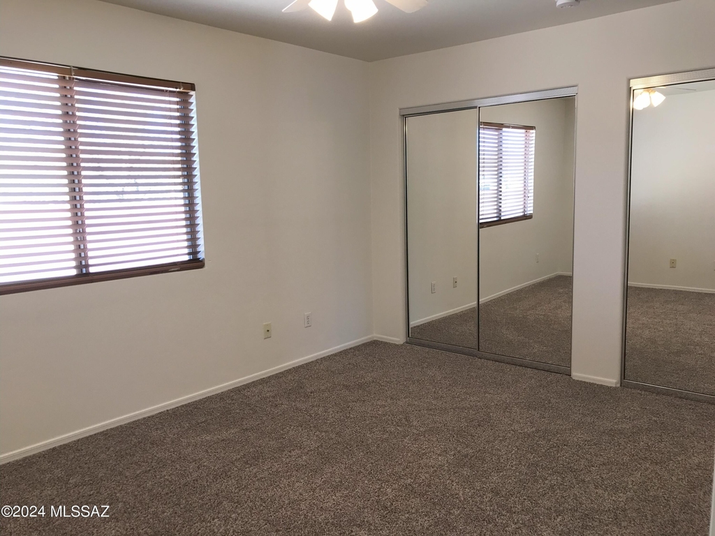 2062 W Silver Meadow Place - Photo 21