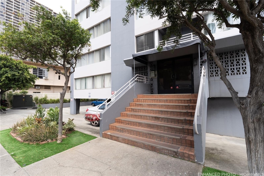 2547 Ala Wai Boulevard - Photo 14