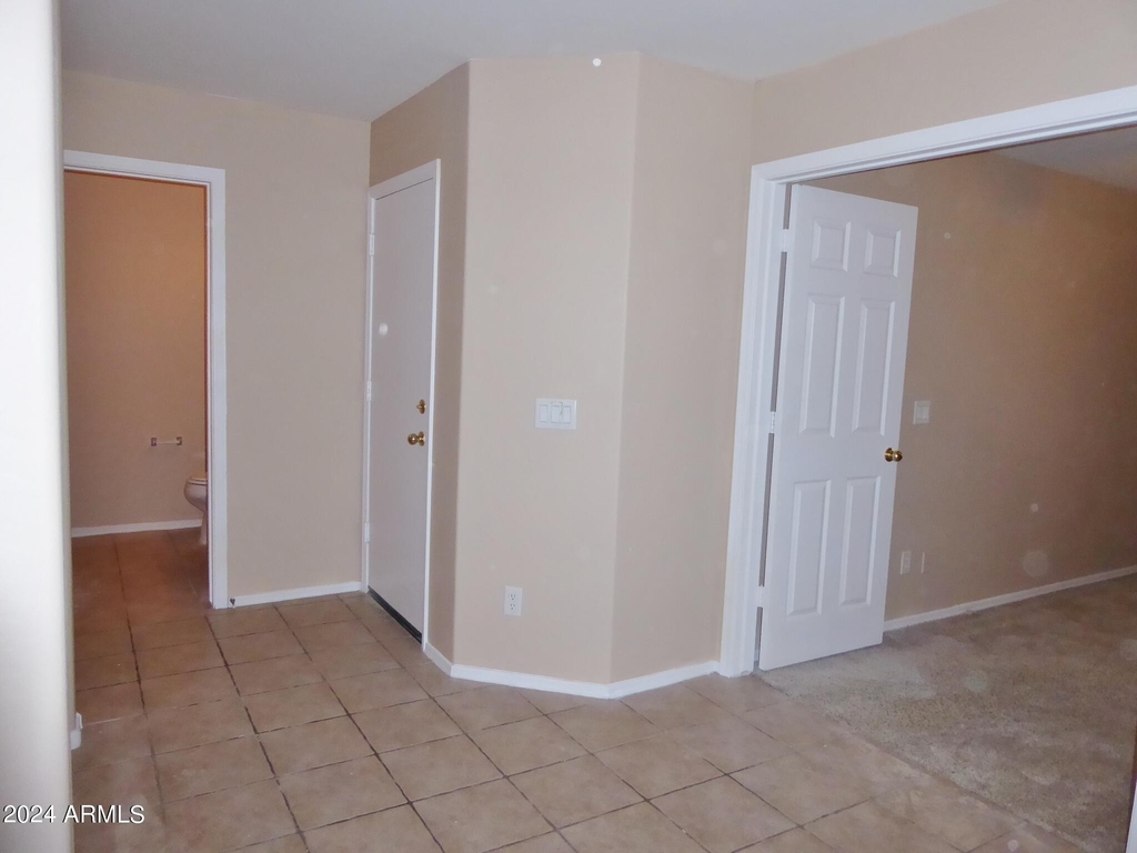 23247 W Mohave Street - Photo 9