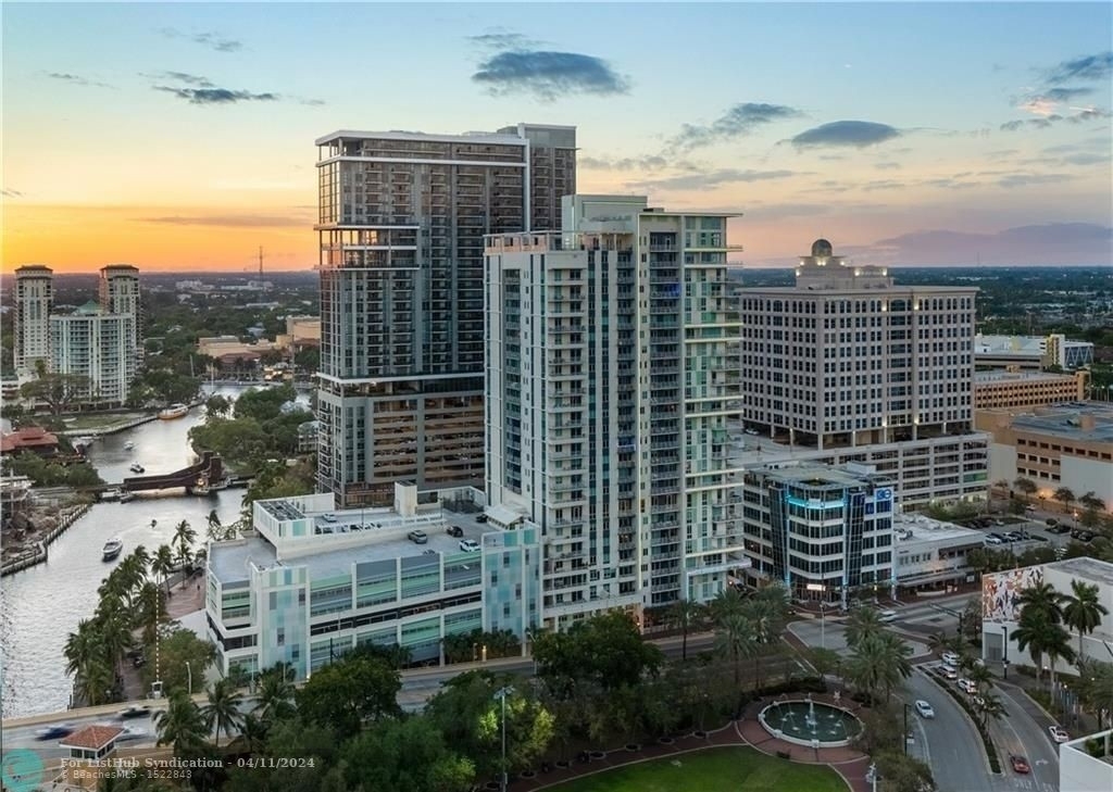 333 Las Olas Way - Photo 30