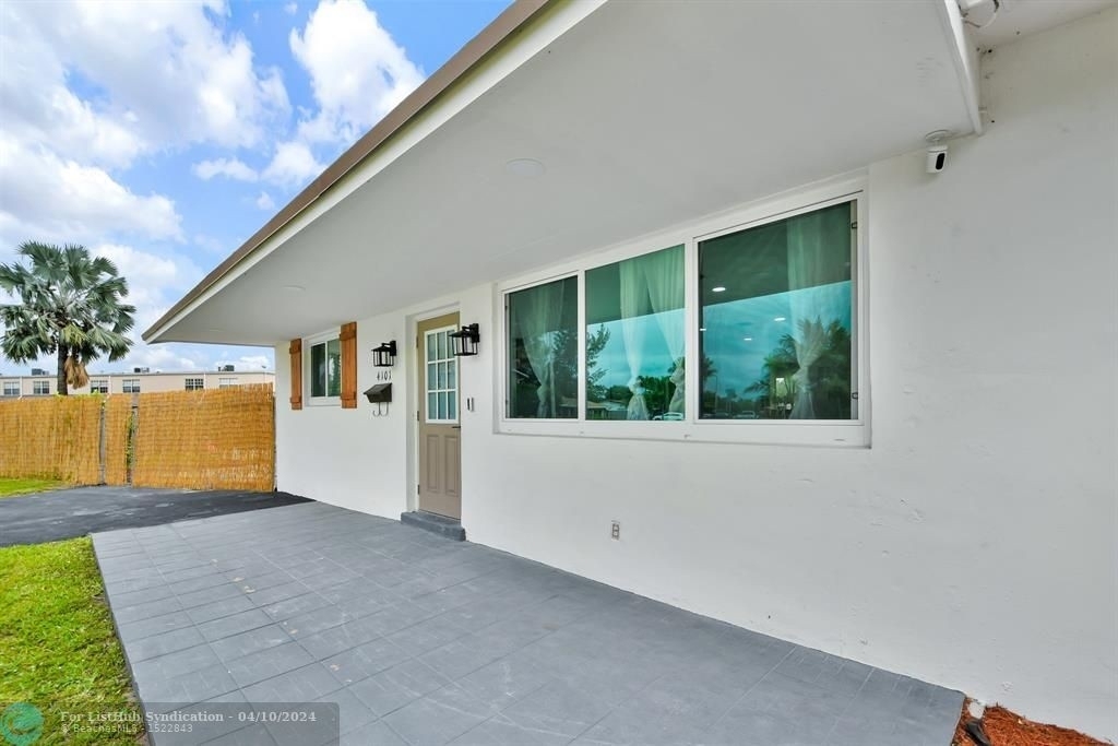 4101 Nw 16th Ave - Photo 9