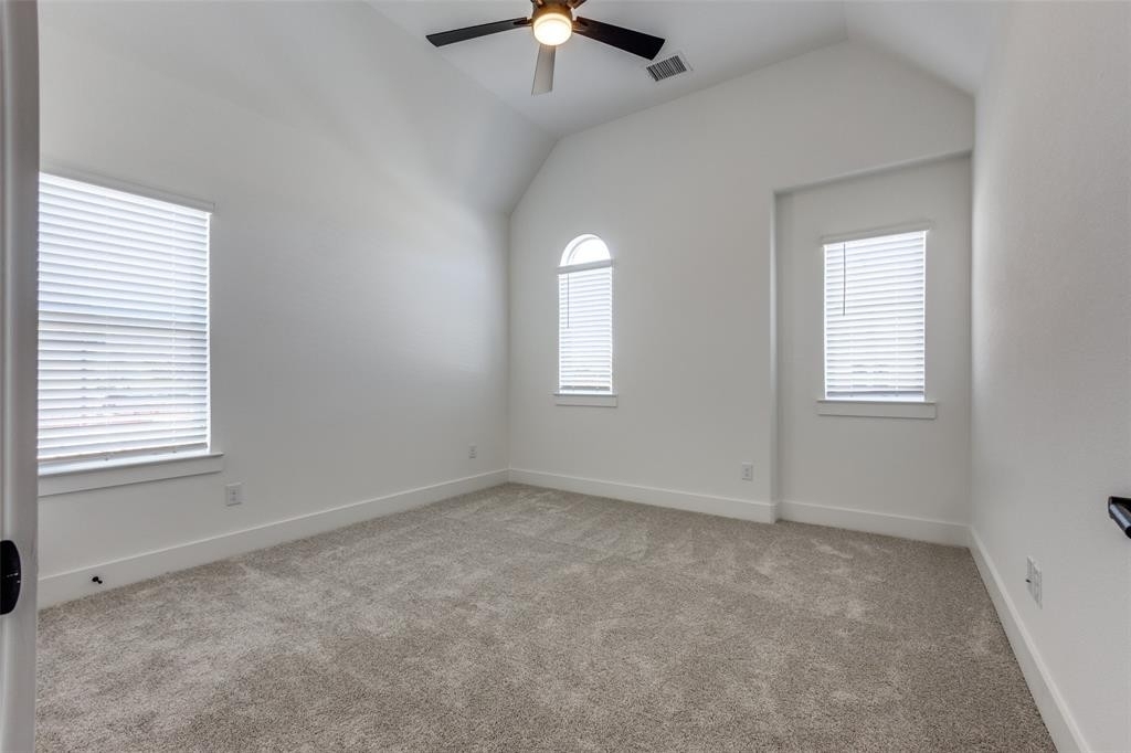 6204 Mulberry Creek Lane - Photo 17