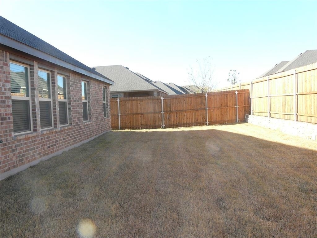 710 Feldspar Way - Photo 18