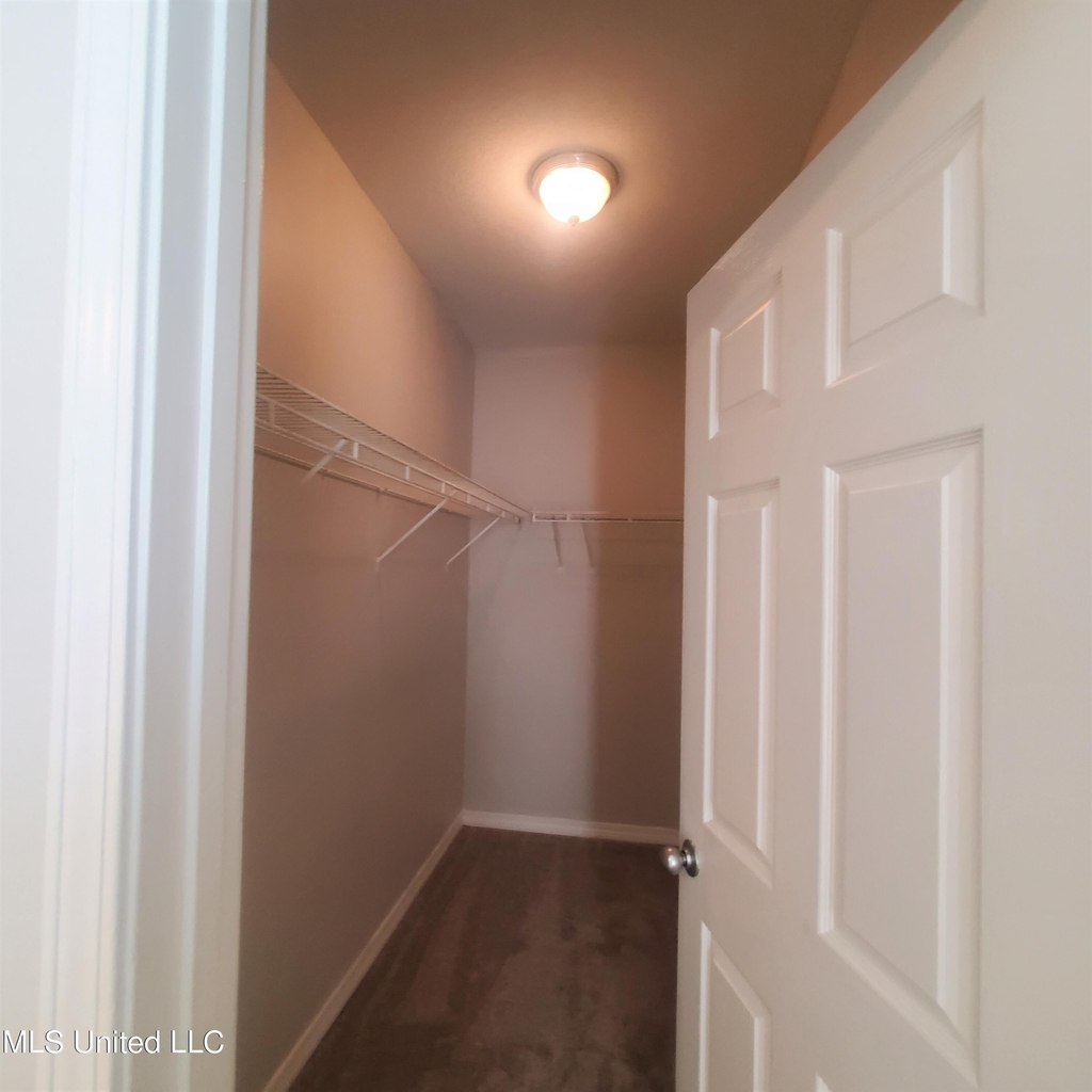 11552 Oaklane Drive - Photo 6