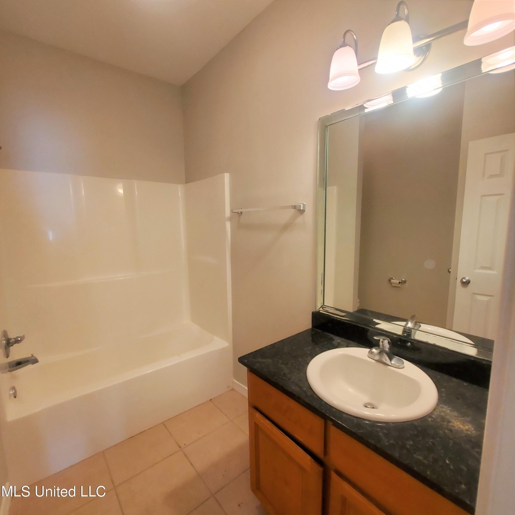 11552 Oaklane Drive - Photo 3