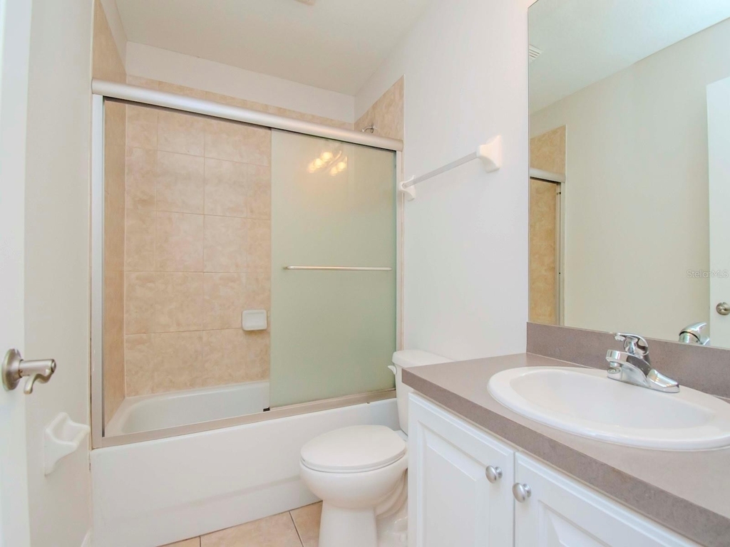 4546 Bay Spring Court - Photo 15