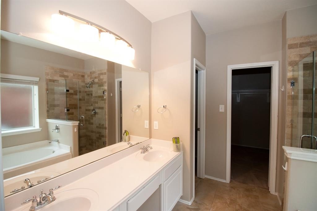 5015 Bridgevalley Court - Photo 11