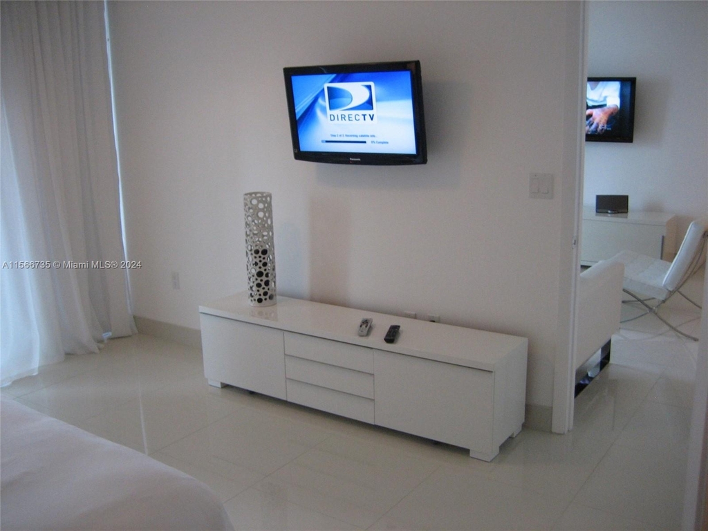 485 Brickell Ave - Photo 7