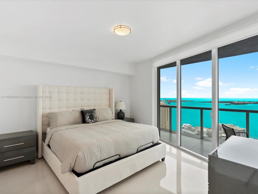 465 Brickell Ave - Photo 16