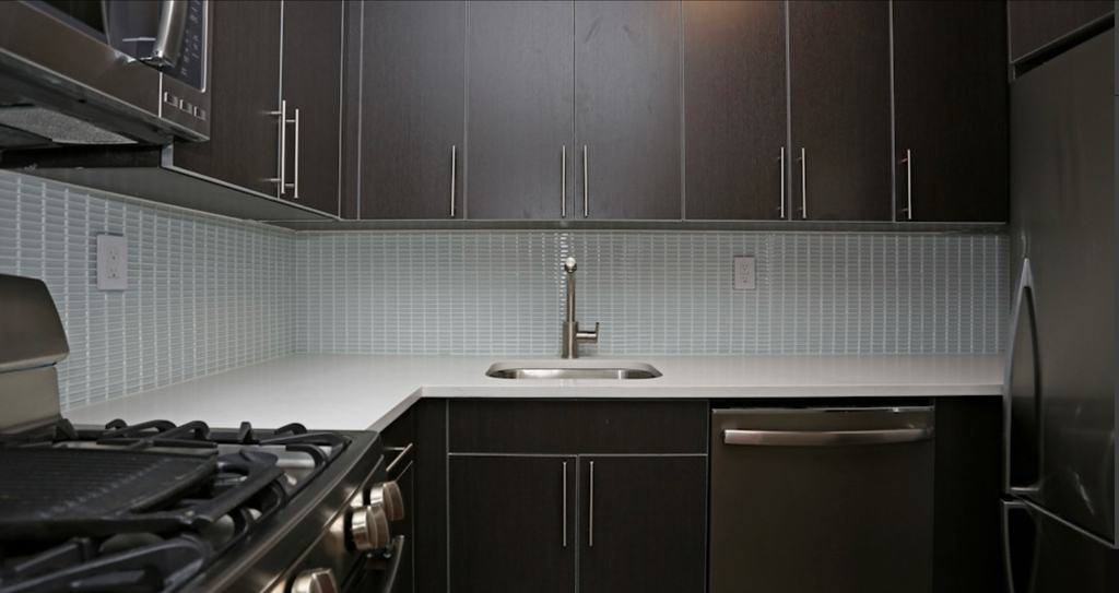 410 West 53rd Street - Photo 13