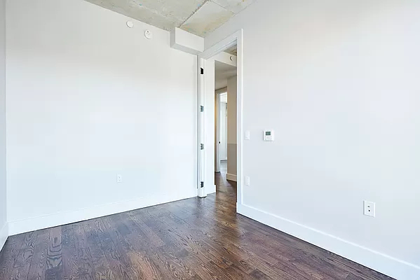 31-19 37th Ave - Photo 2