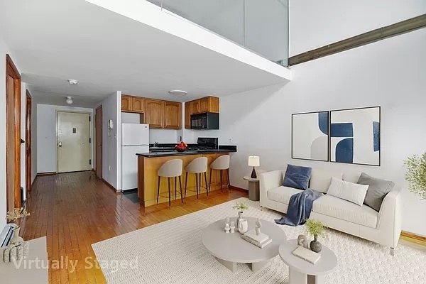 212 East 10th Street - Photo 1