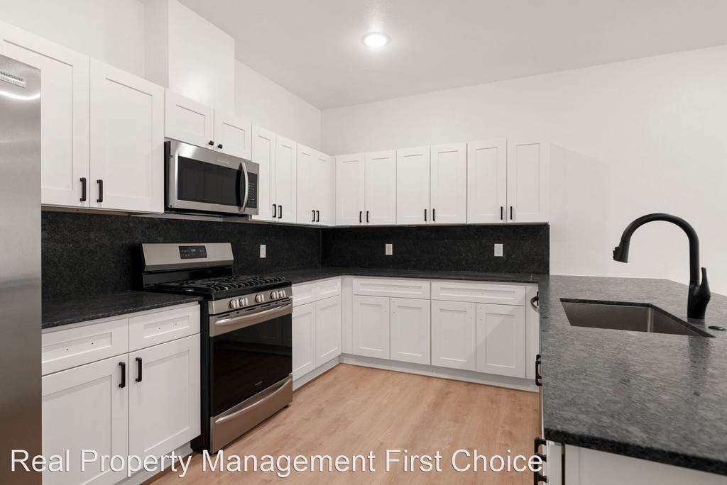 8700 Cantera Drive Unit A - Photo 16