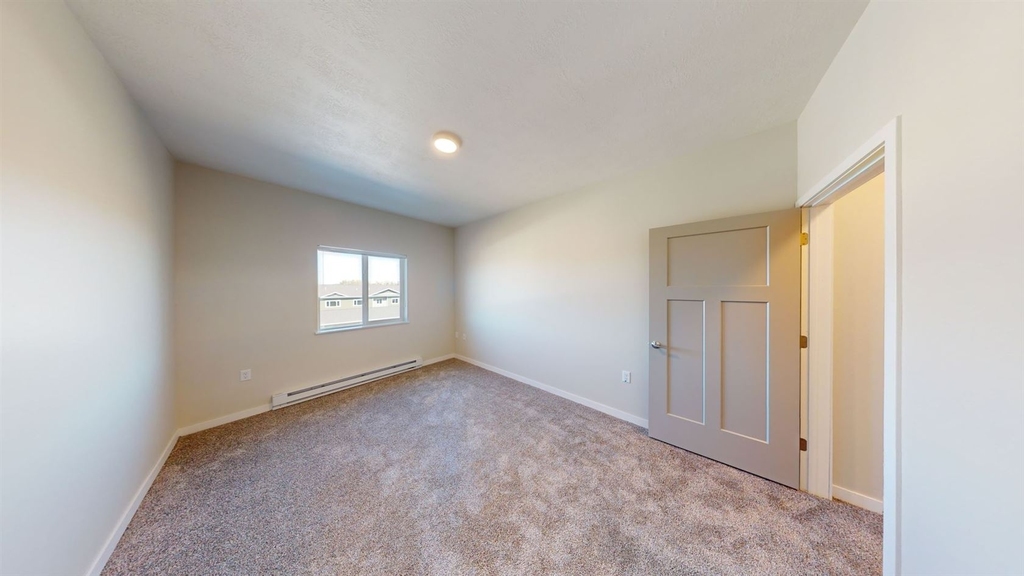 310 N Maple Avenue - Photo 6