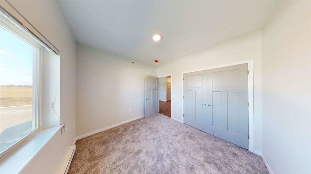 310 N Maple Avenue - Photo 5