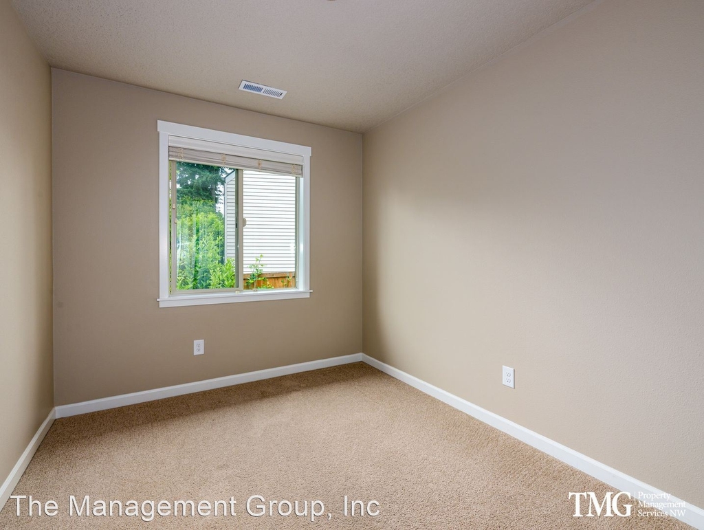 4105 Ne St. Johns Rd - Photo 10