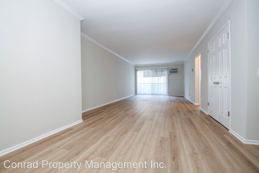 320 S. Clark Dr. - Photo 2