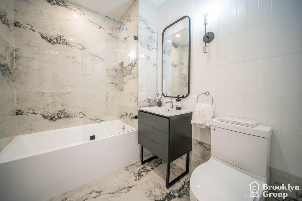 310 Grand Concourse - Photo 7