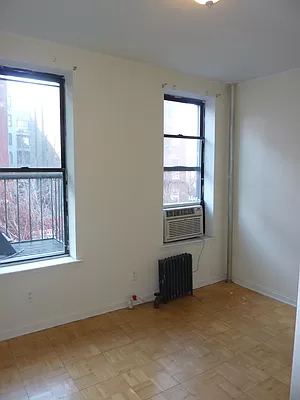 529 East 13th Street - Photo 7