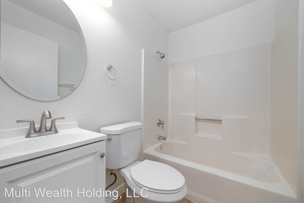 331 E Washington Avenue - Photo 4