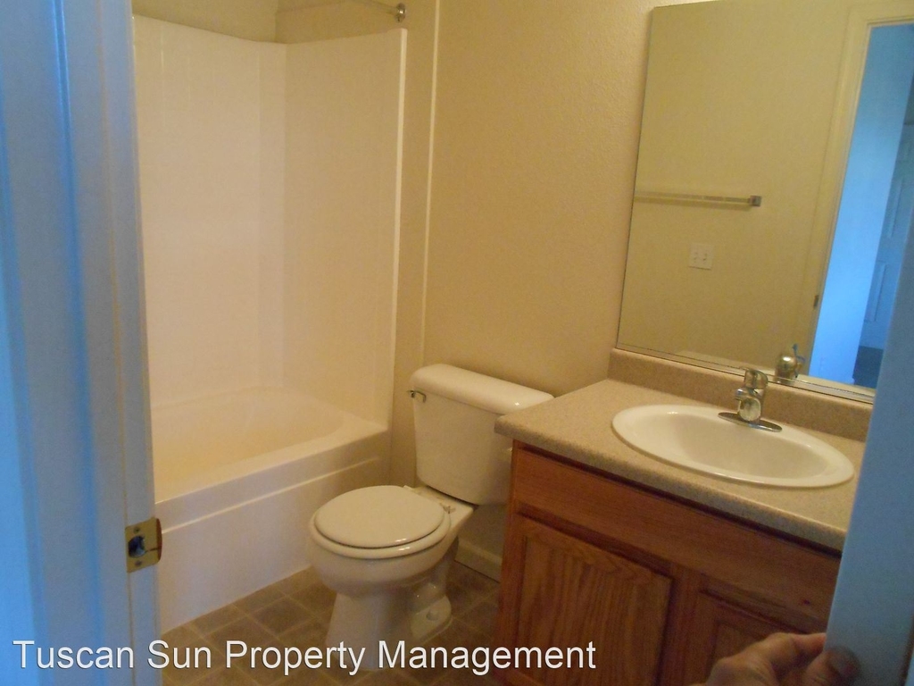 1100 Brandon Court - Photo 2