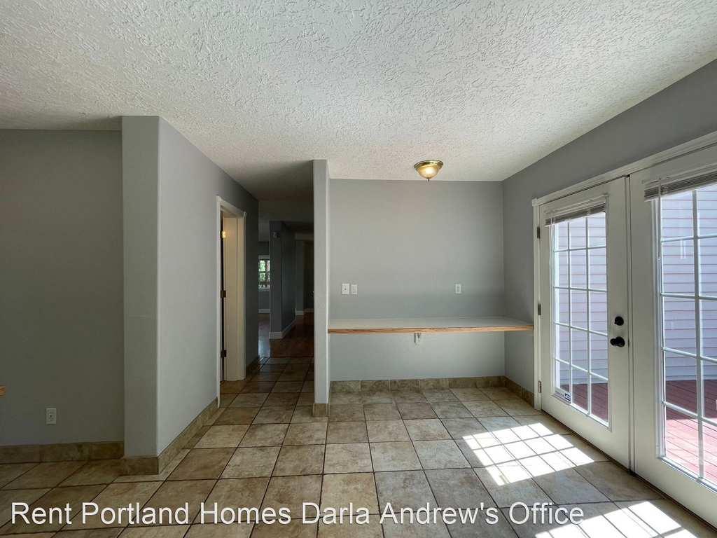 3933 Se Roethe Rd - Photo 21