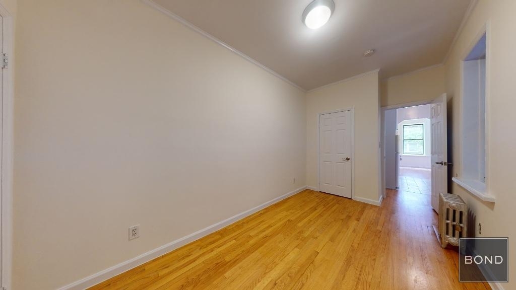 711 2nd Avenue - Photo 5