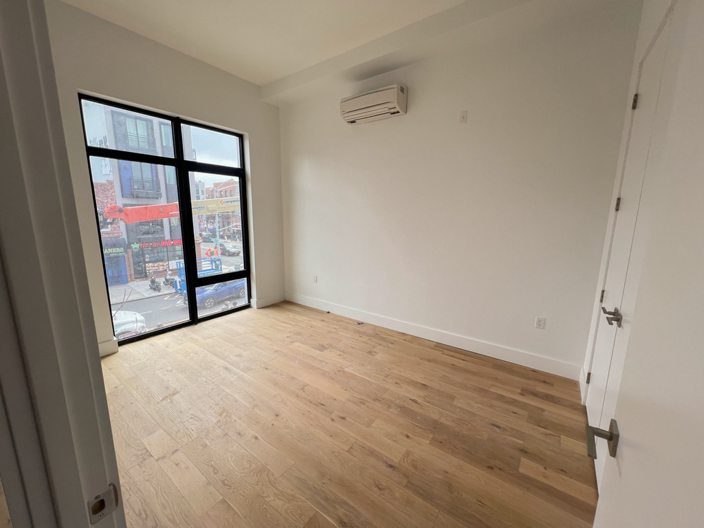 597 Grand Street - Photo 3