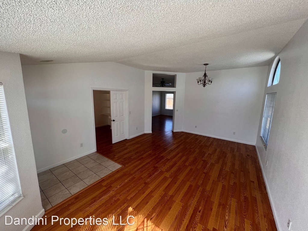 8463 Piper Place - Photo 3