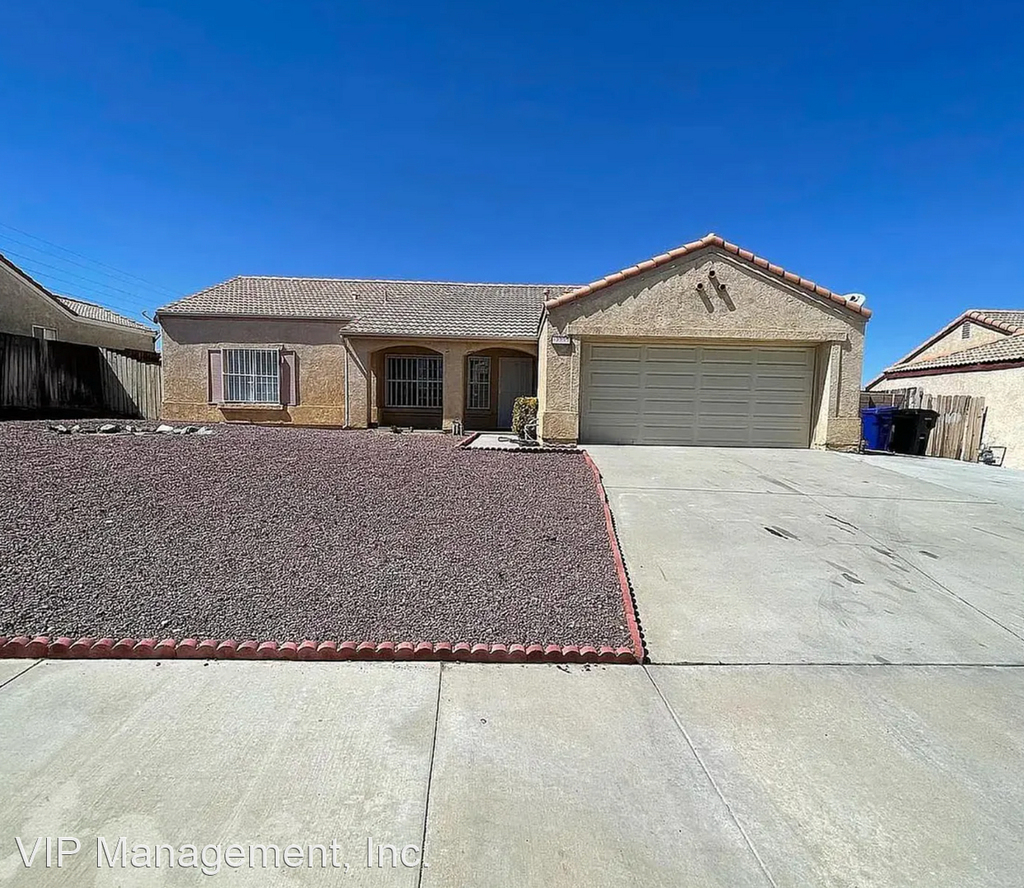 12332 Softwind Dr - Photo 0