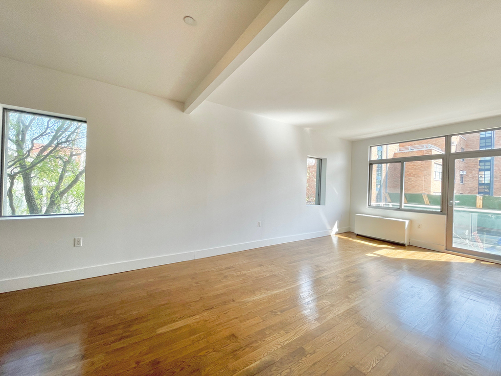 836 Bergen Street - Photo 6