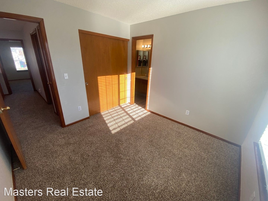 8886 Clover Meadow Ln - Photo 20