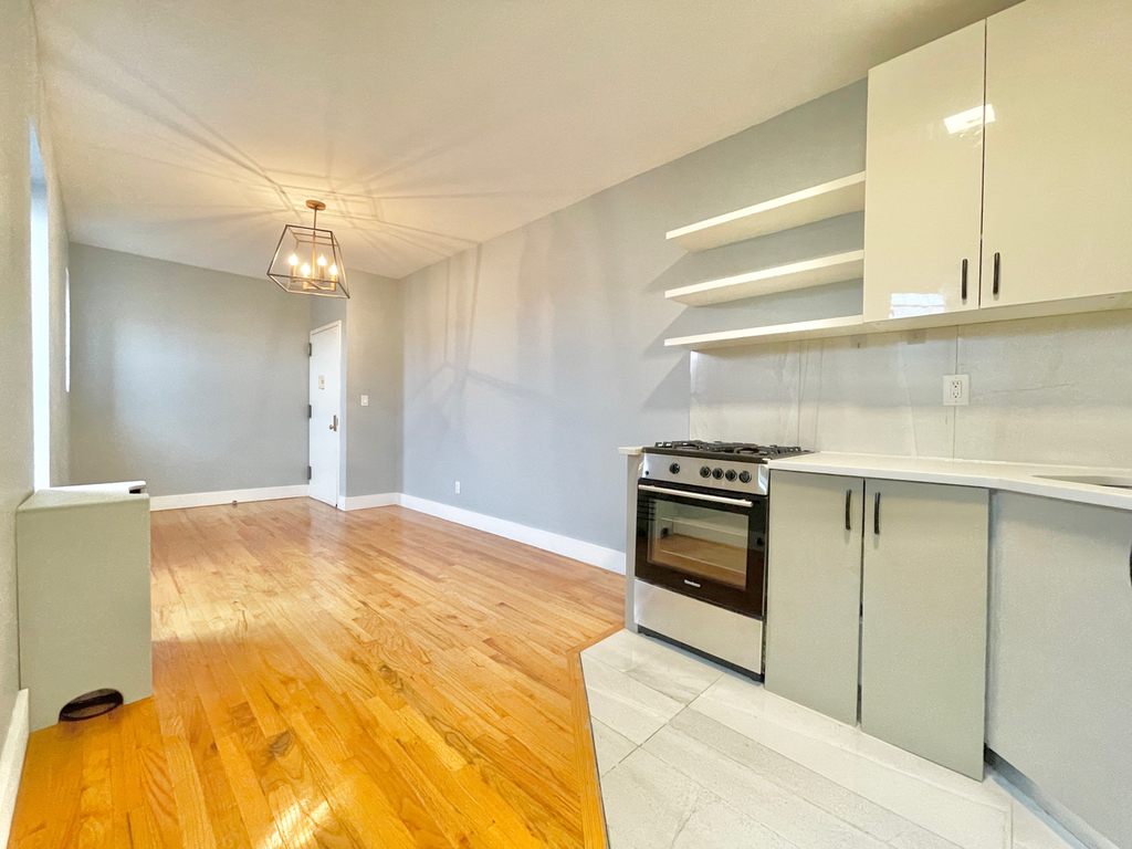 58 East 130th Street - Photo 4