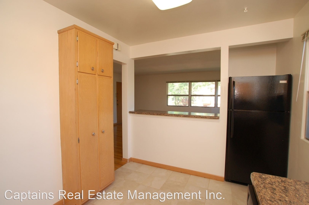 505 Midvale Ave - Photo 6