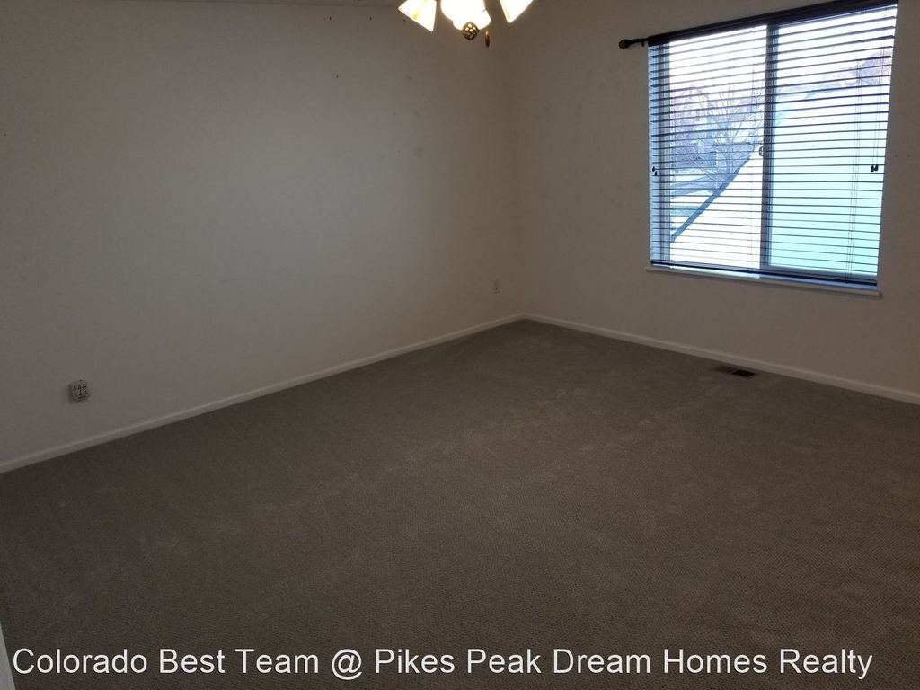 7180 Riverbay Grove - Photo 7