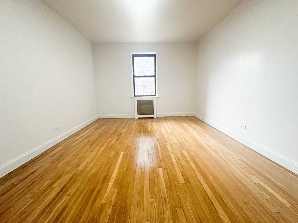 65-38 Booth Street - Photo 5