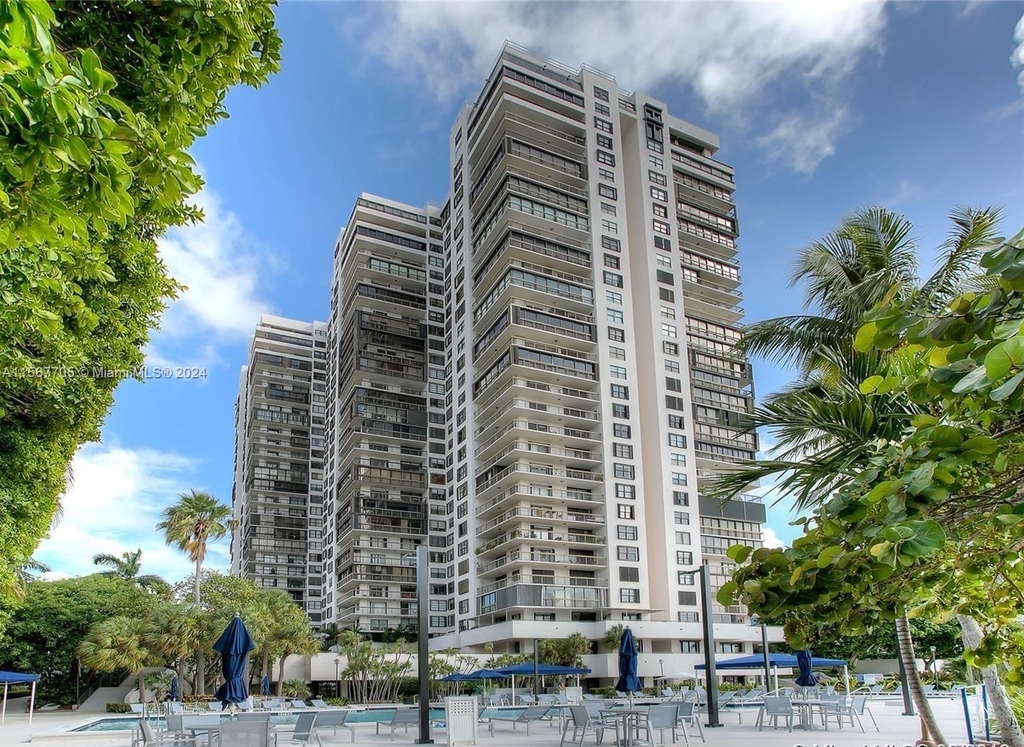 2333 Brickell Ave. - Photo 0