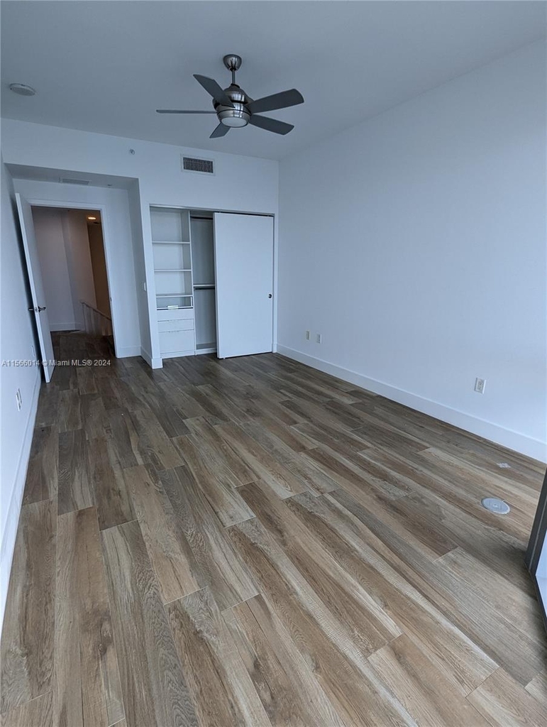 17111 E Biscayne Blvd - Photo 25