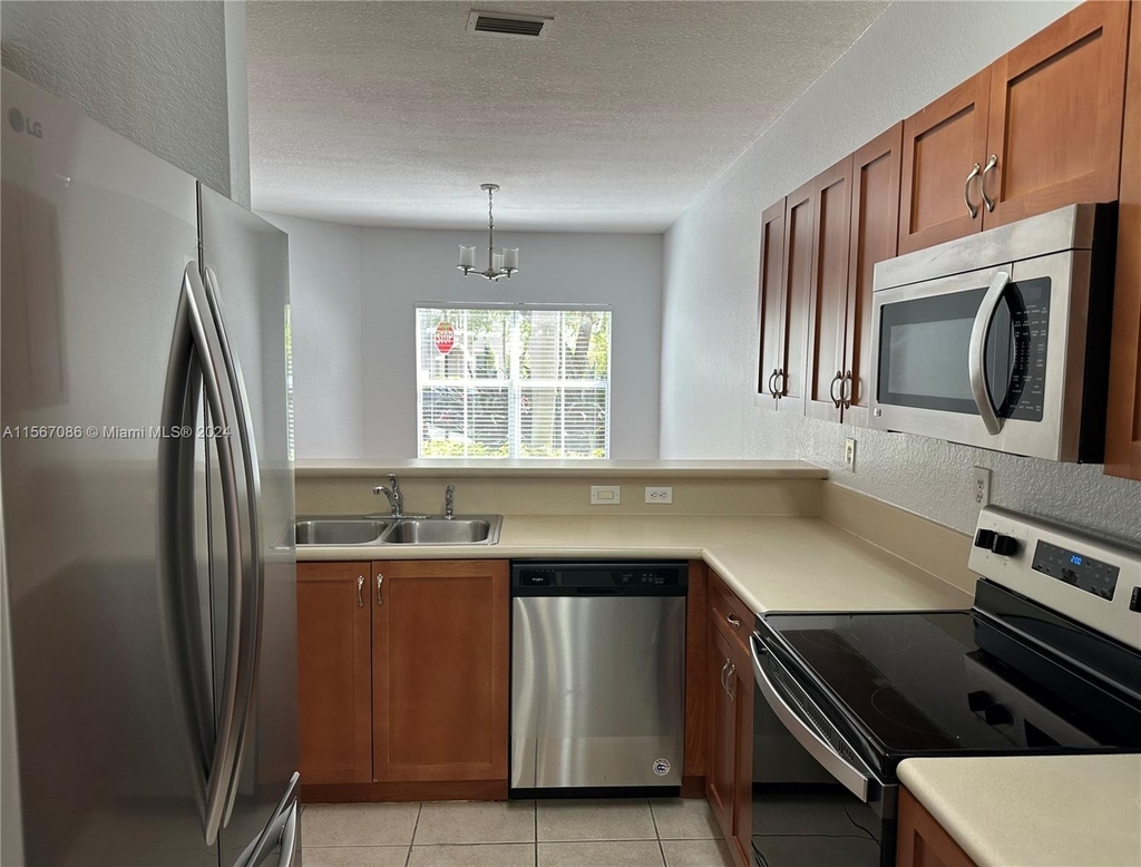 4964 Sw 140th Ter - Photo 6