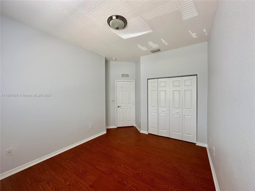 4964 Sw 140th Ter - Photo 17